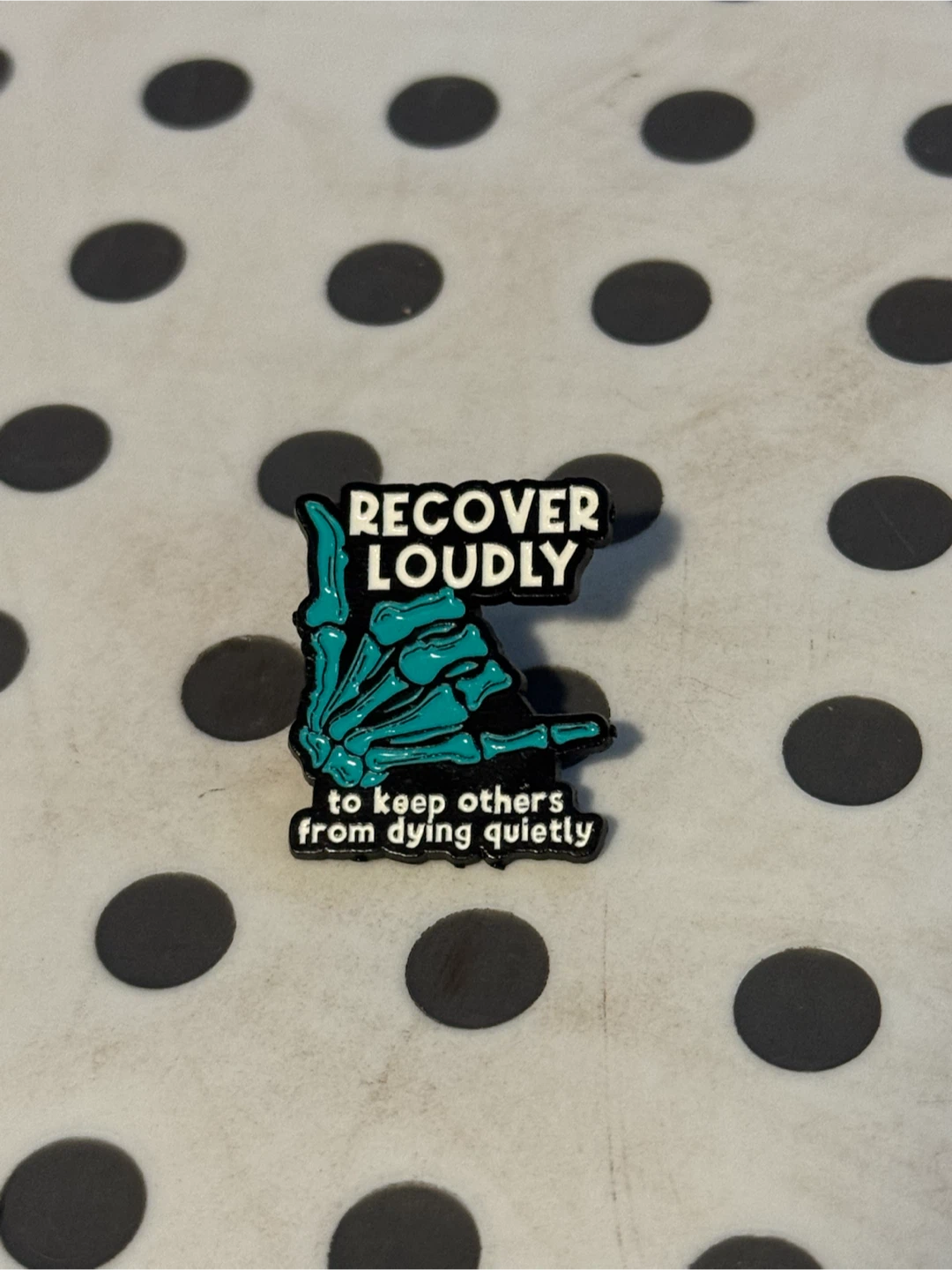 Enamel Pin "Recover Loudly"