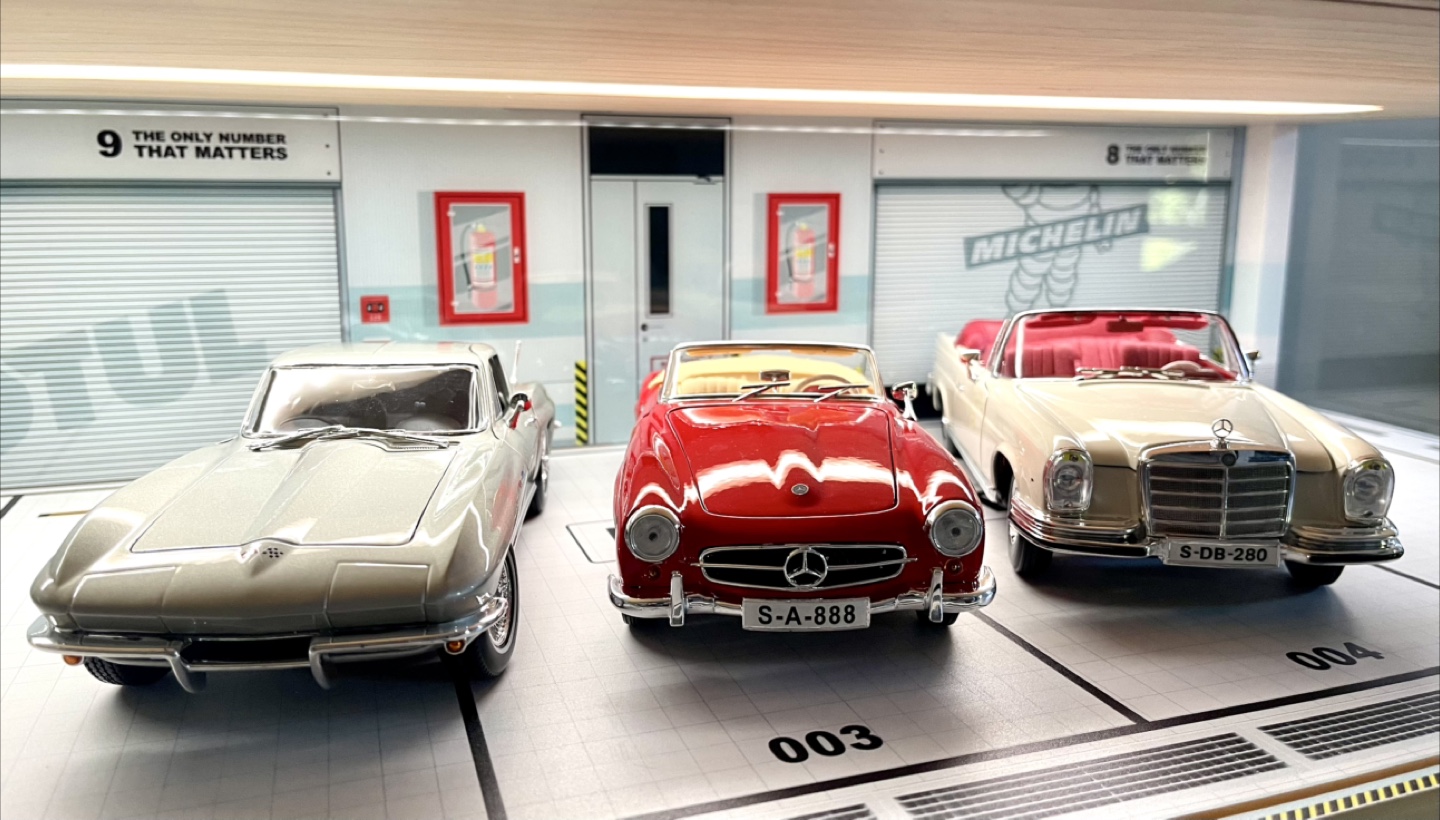 1:18 Maisto Die-Cast Classic Models