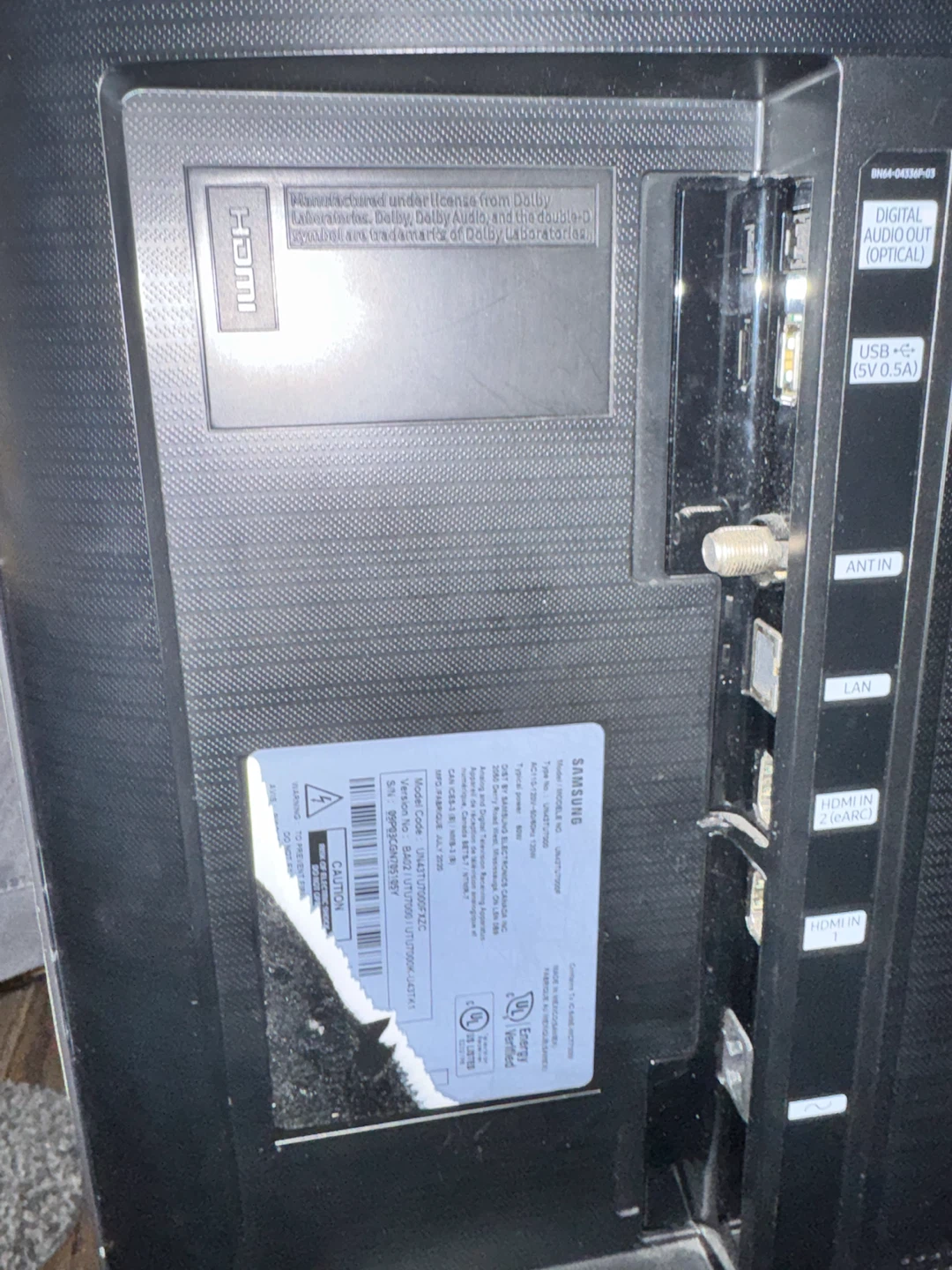 Samsung 43 Inch Smart TV - LCD Broken - photo 5