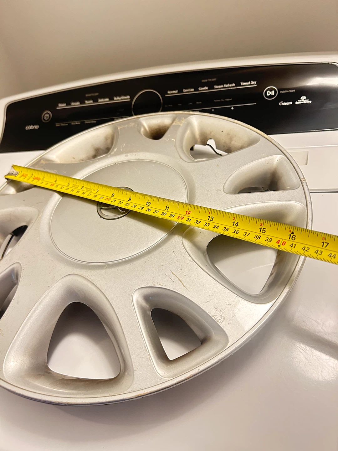 Toyota Hubcap / Wheel Cover - photo 3
