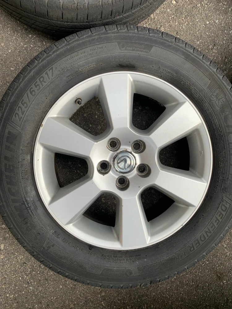 Michelin Defender T+H Tires with Rims - photo 3