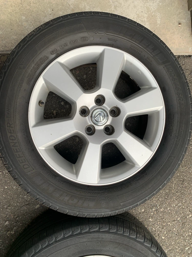 Michelin Defender T+H Tires with Rims - photo 5