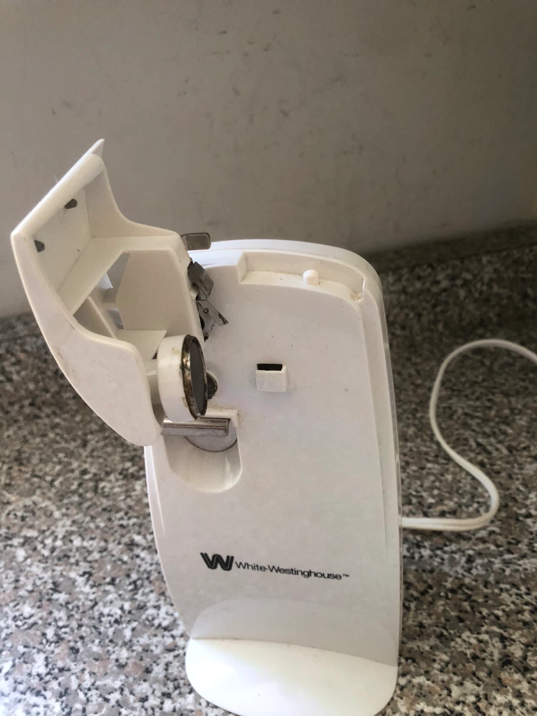 White Westinghouse Electric Can Opener - photo 2