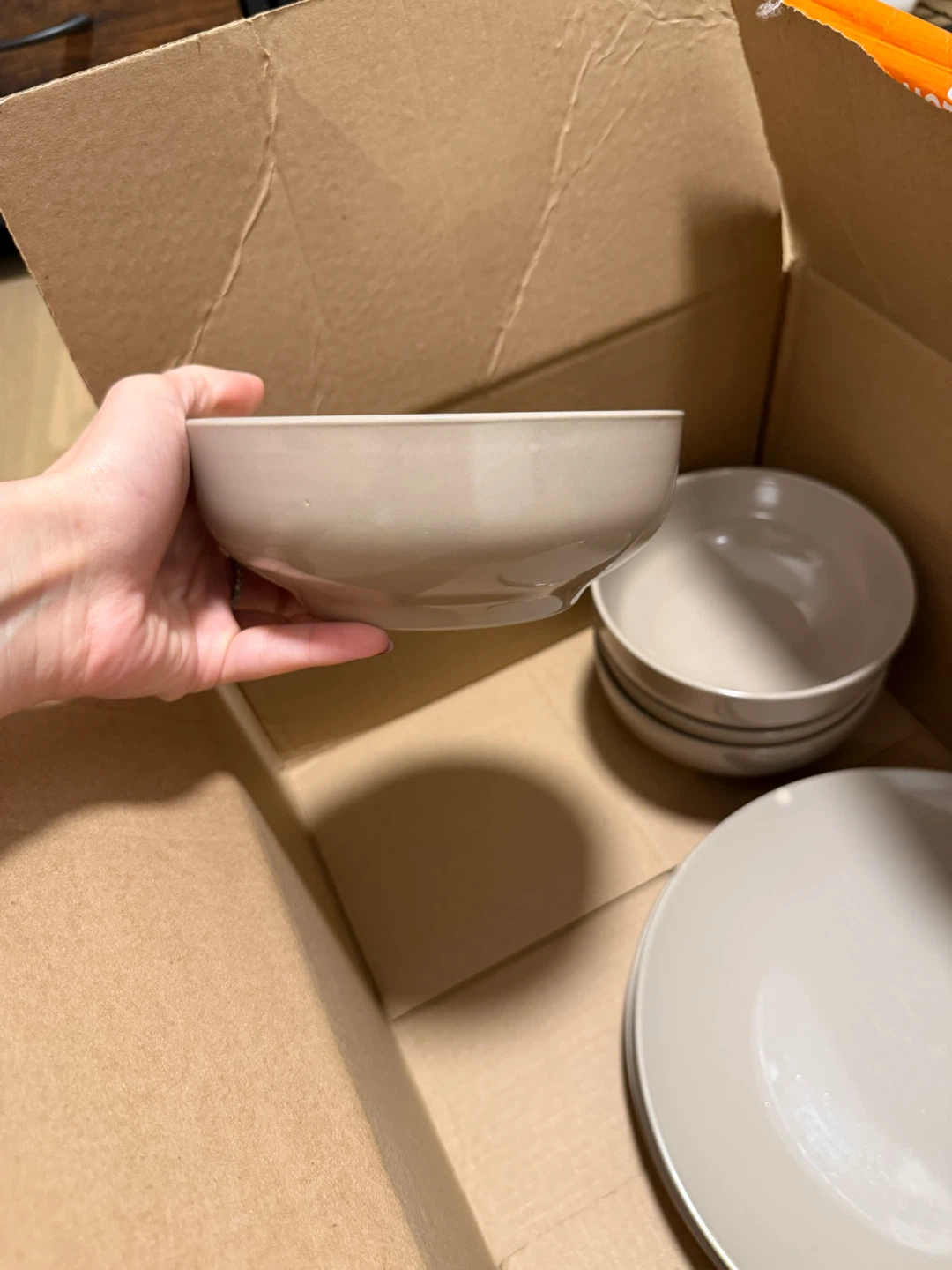 Brown ceramic bowls and plates - photo 2