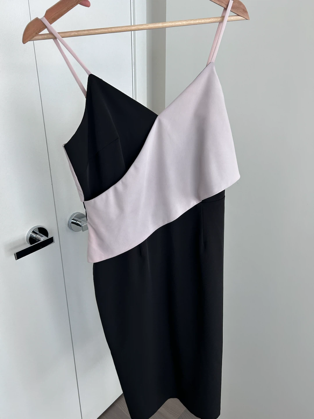 Brand new love bonito midi dress size US6