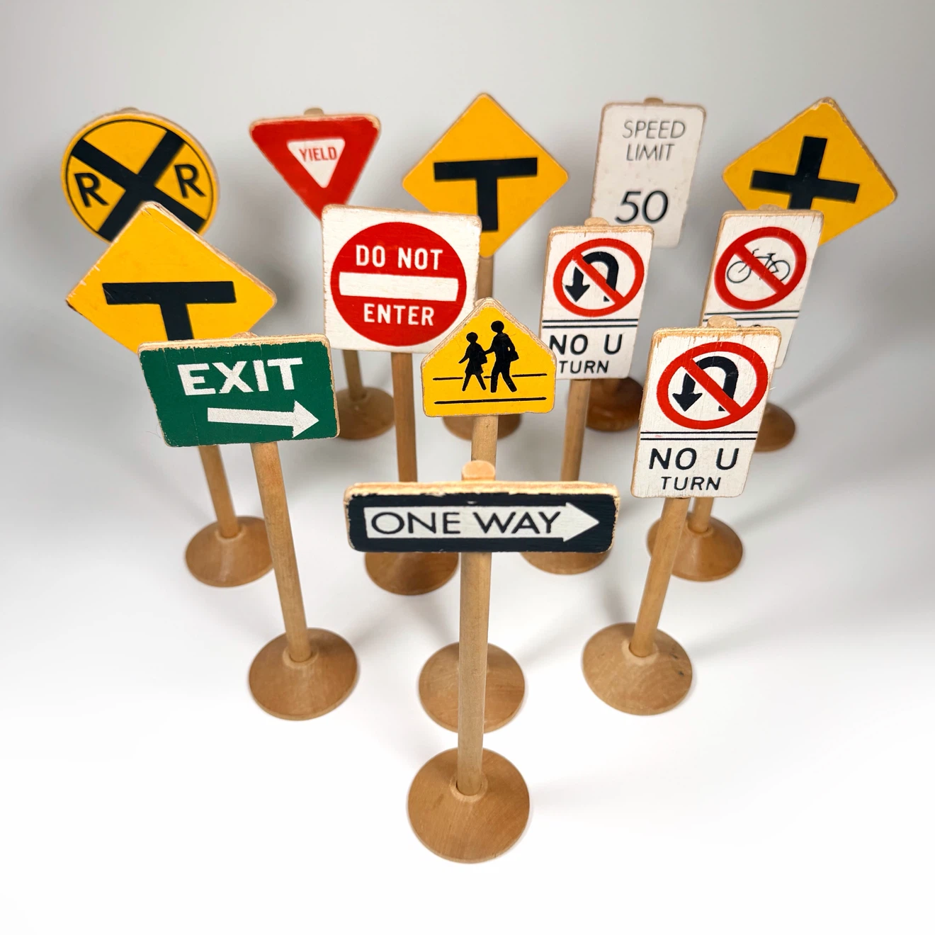 13x Vintage Wooden Toy Street Signs