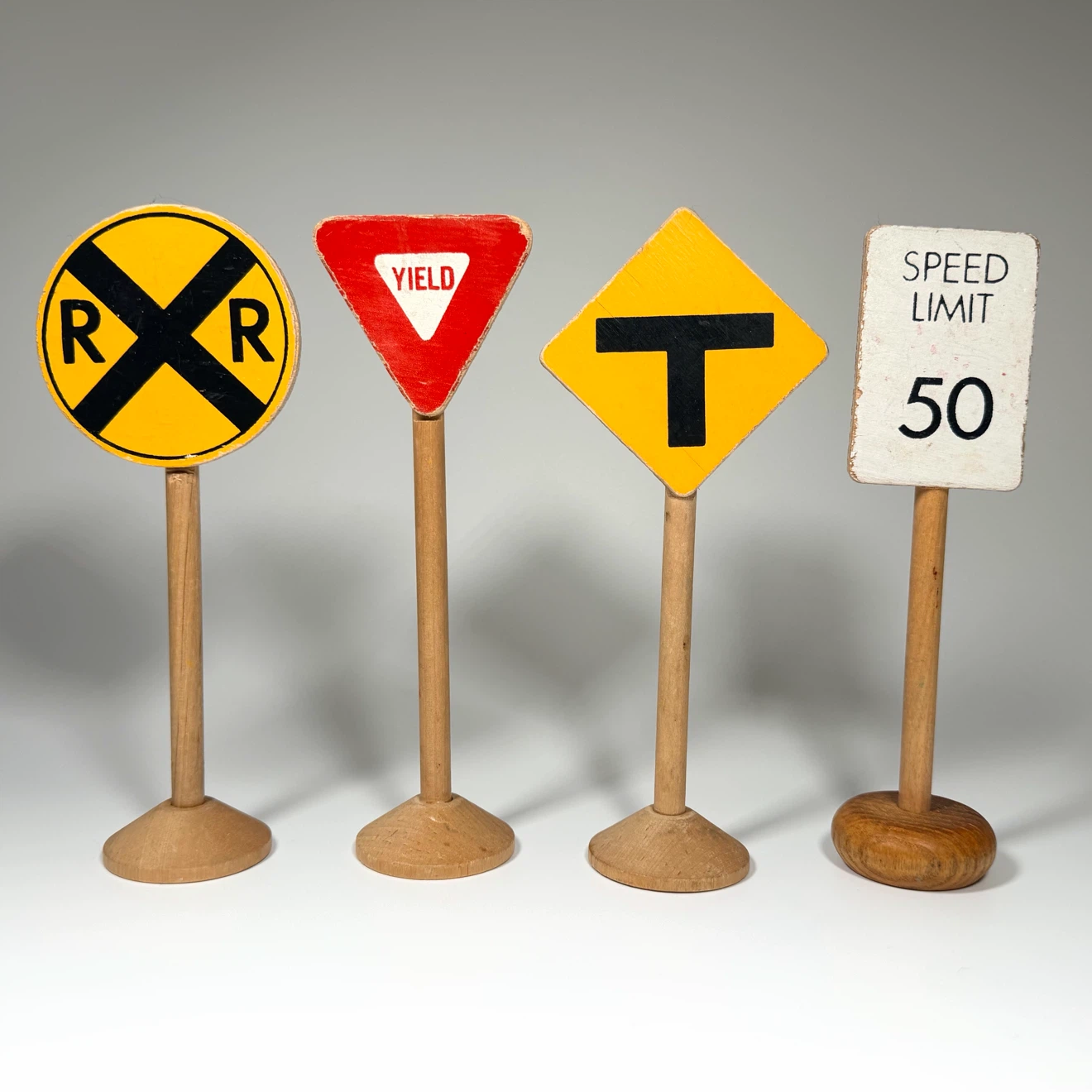 13x Vintage Wooden Toy Street Signs - photo 2