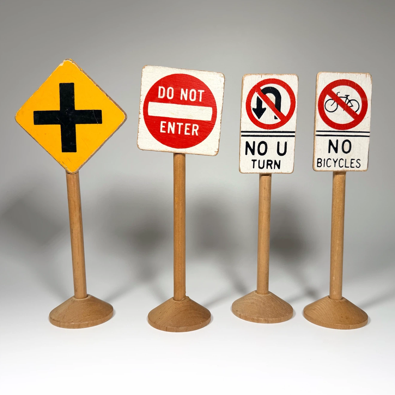 13x Vintage Wooden Toy Street Signs - photo 4