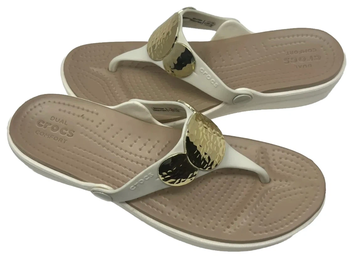 NEW Crocs Women's Flip Flops Sandals - Size 10