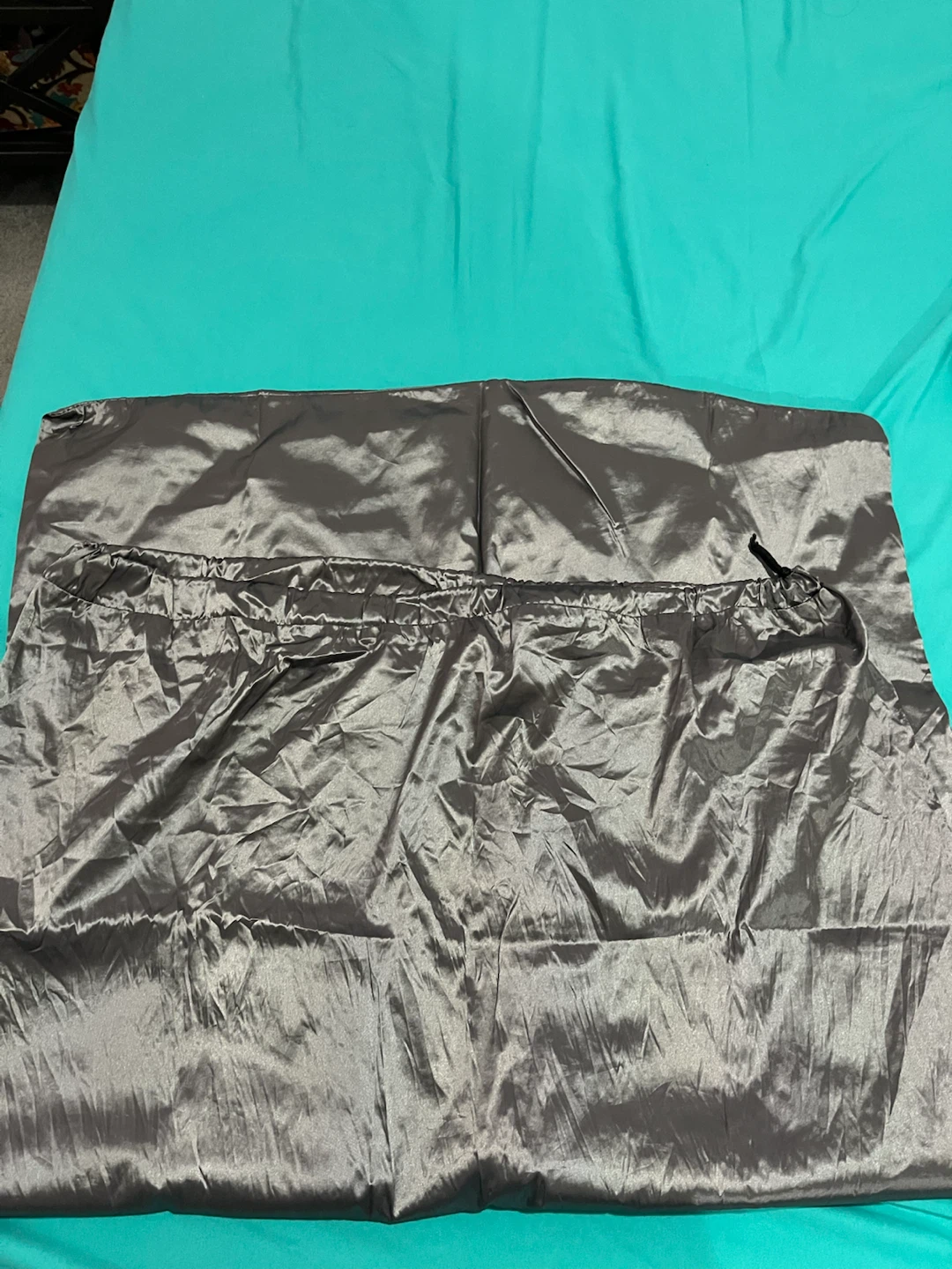 Gray Satin laundry Bag - photo 3