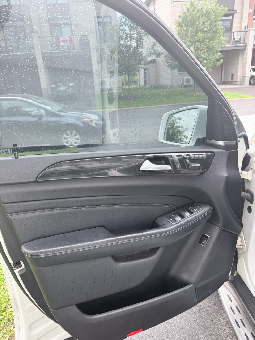 Car cleaning - photo 4