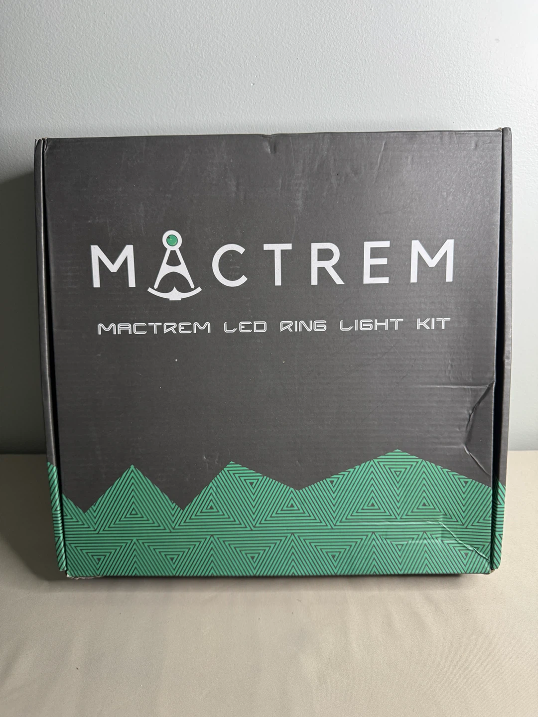 Mactrem LED Ring Light – Open Box, Brand New