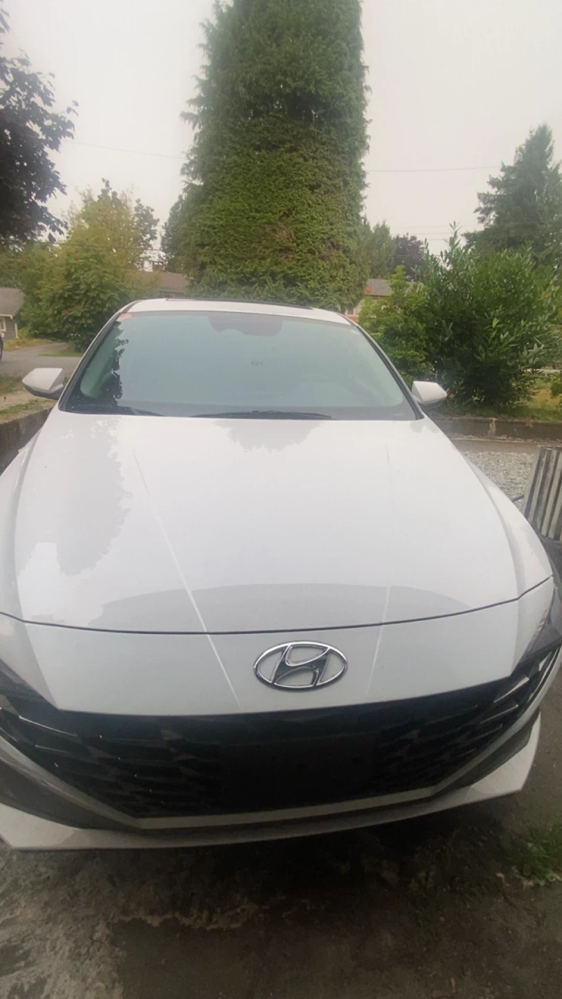 White Hyundai Elantra Hybrid 2023 Rebuilt
