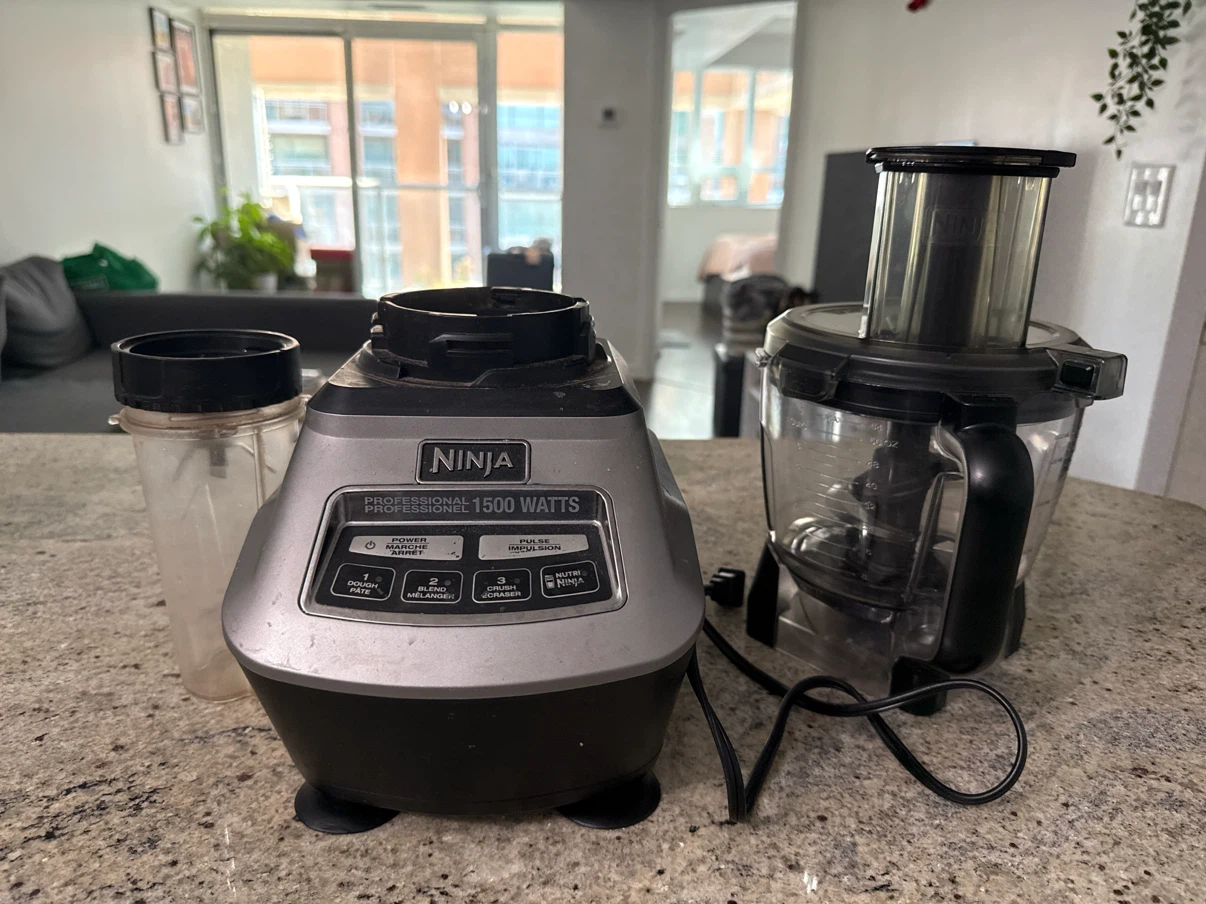 Ninja Professional 1500 Watts Blender