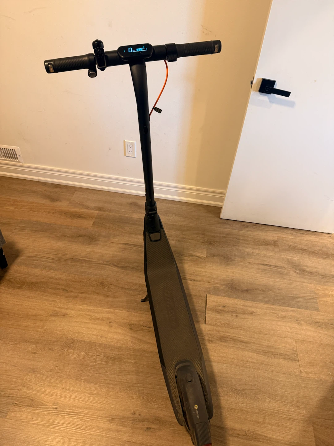 Segway Ninebot Electric KickScooter E2pro