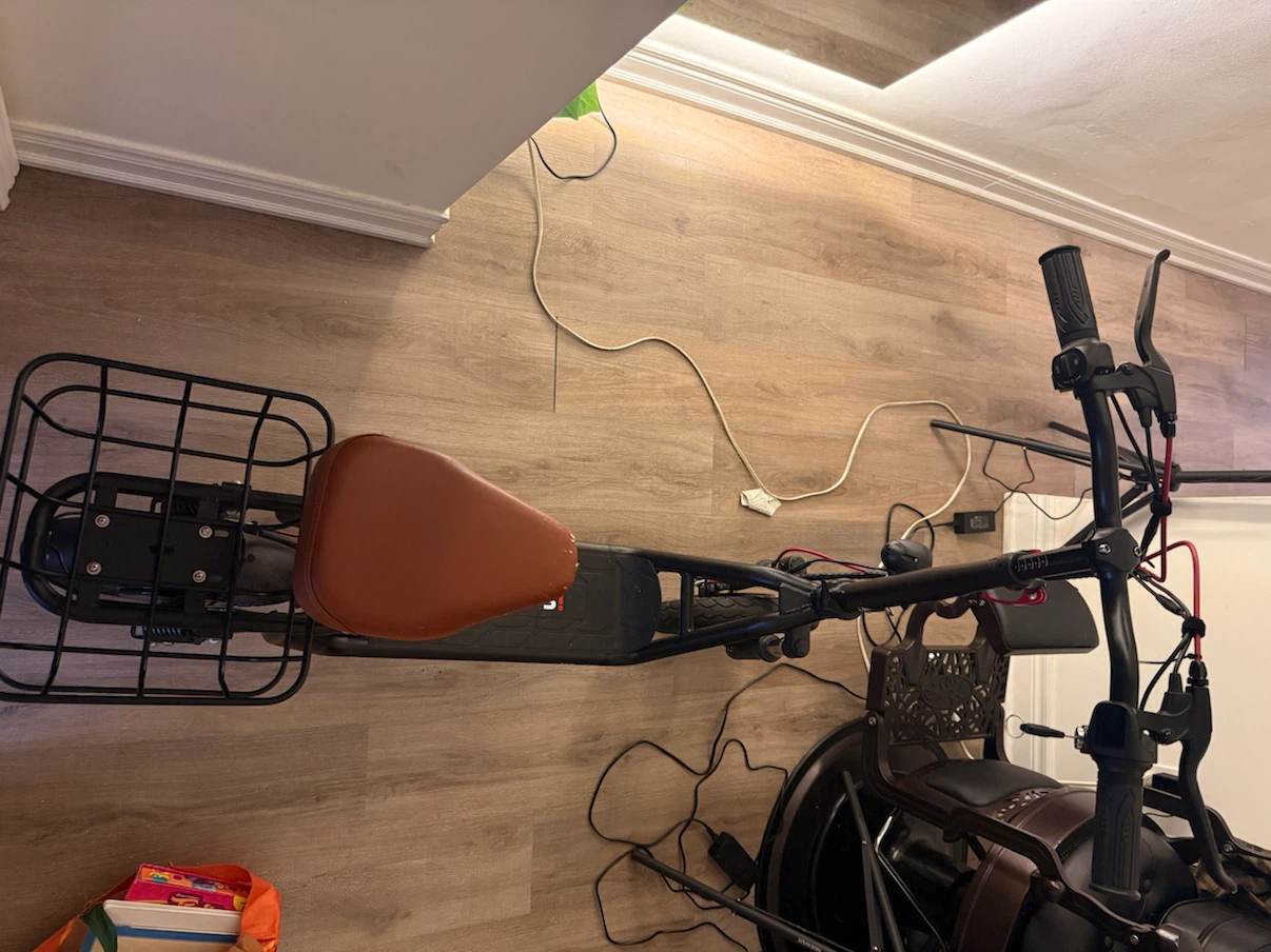 Scooter with Basket - photo 2
