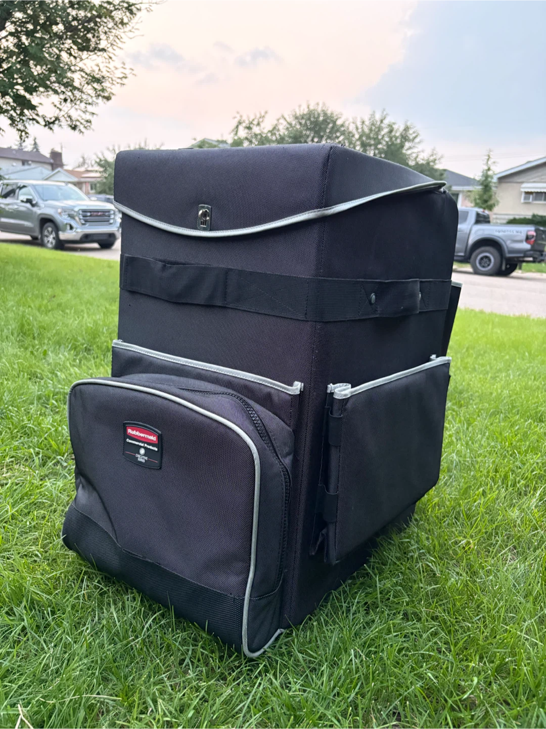 Rubbermaid Executive Quick Cart Large