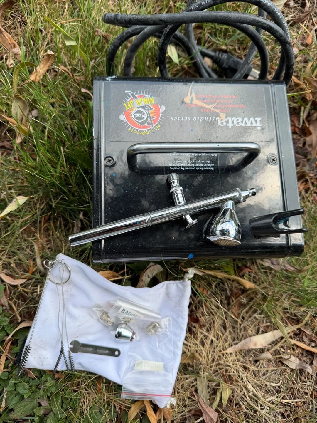 Iwata Studio Series Airbrush Compressor Kit - photo 4