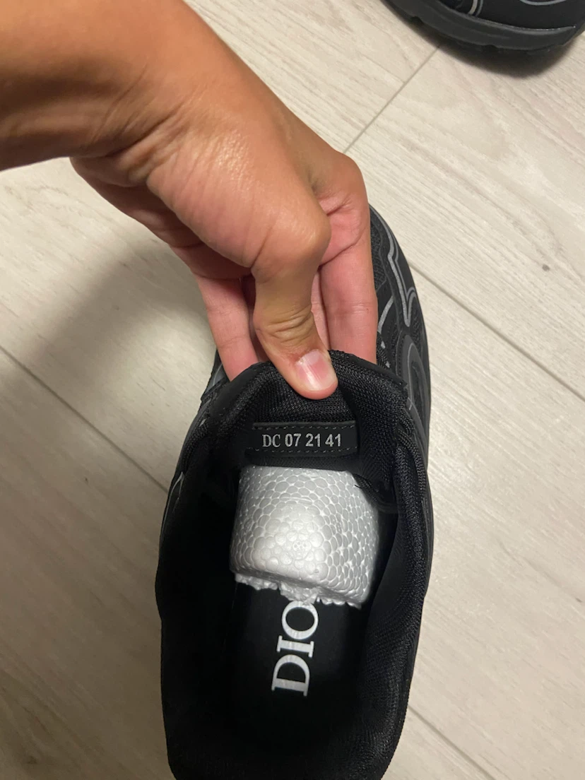 Brand new black Dior B30 size 8 - photo 3