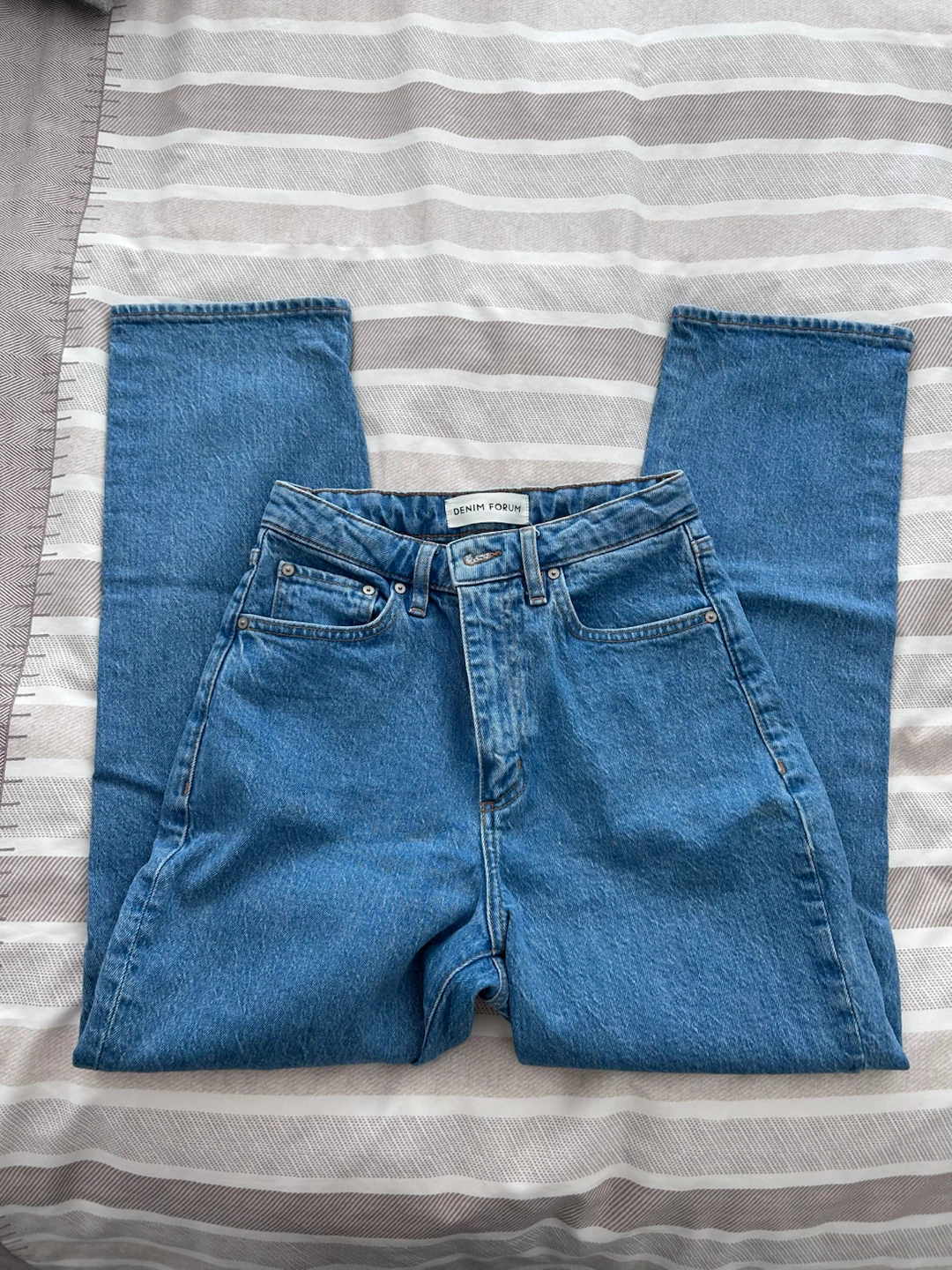 Aritzia Denim Forum THE ARLO CURVE-FIT HI-RISE STRAIGHT JEAN - photo 2