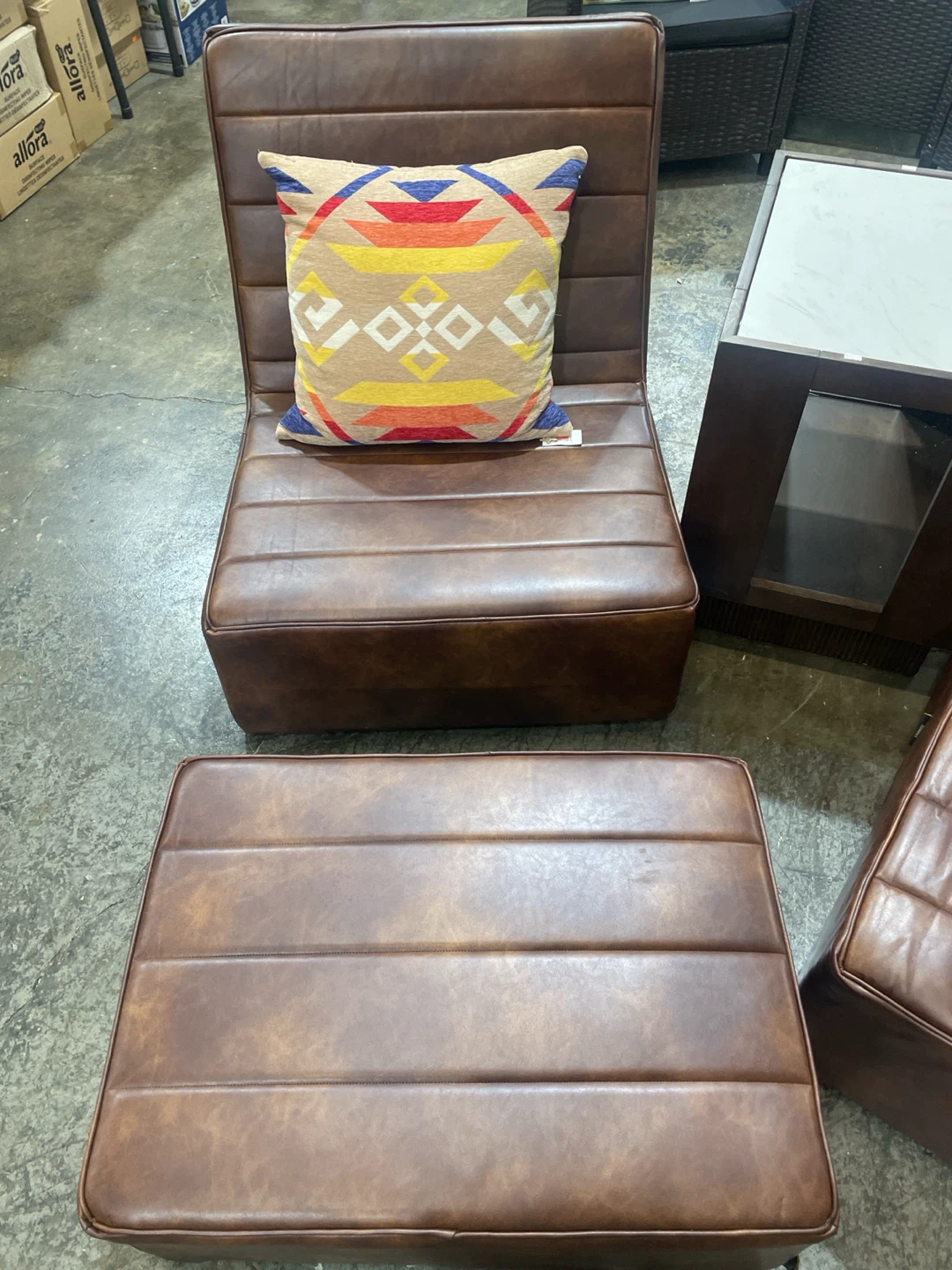 Brown Faux Leather Chaise Lounge Chair - photo 3