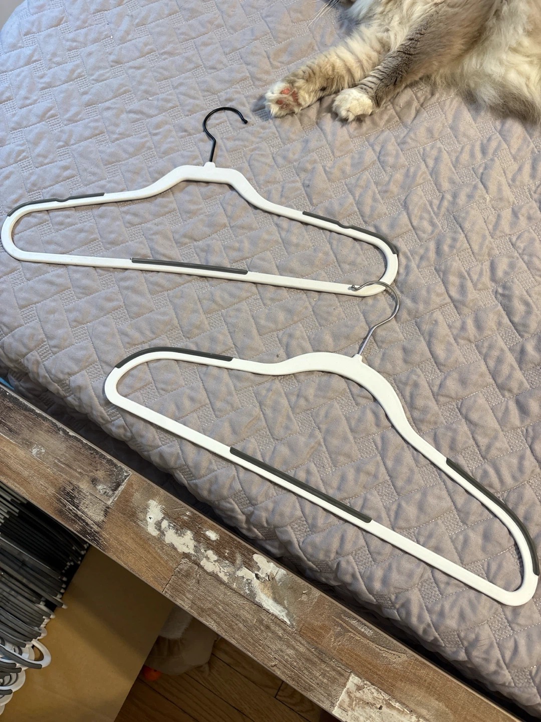~250 Hangers