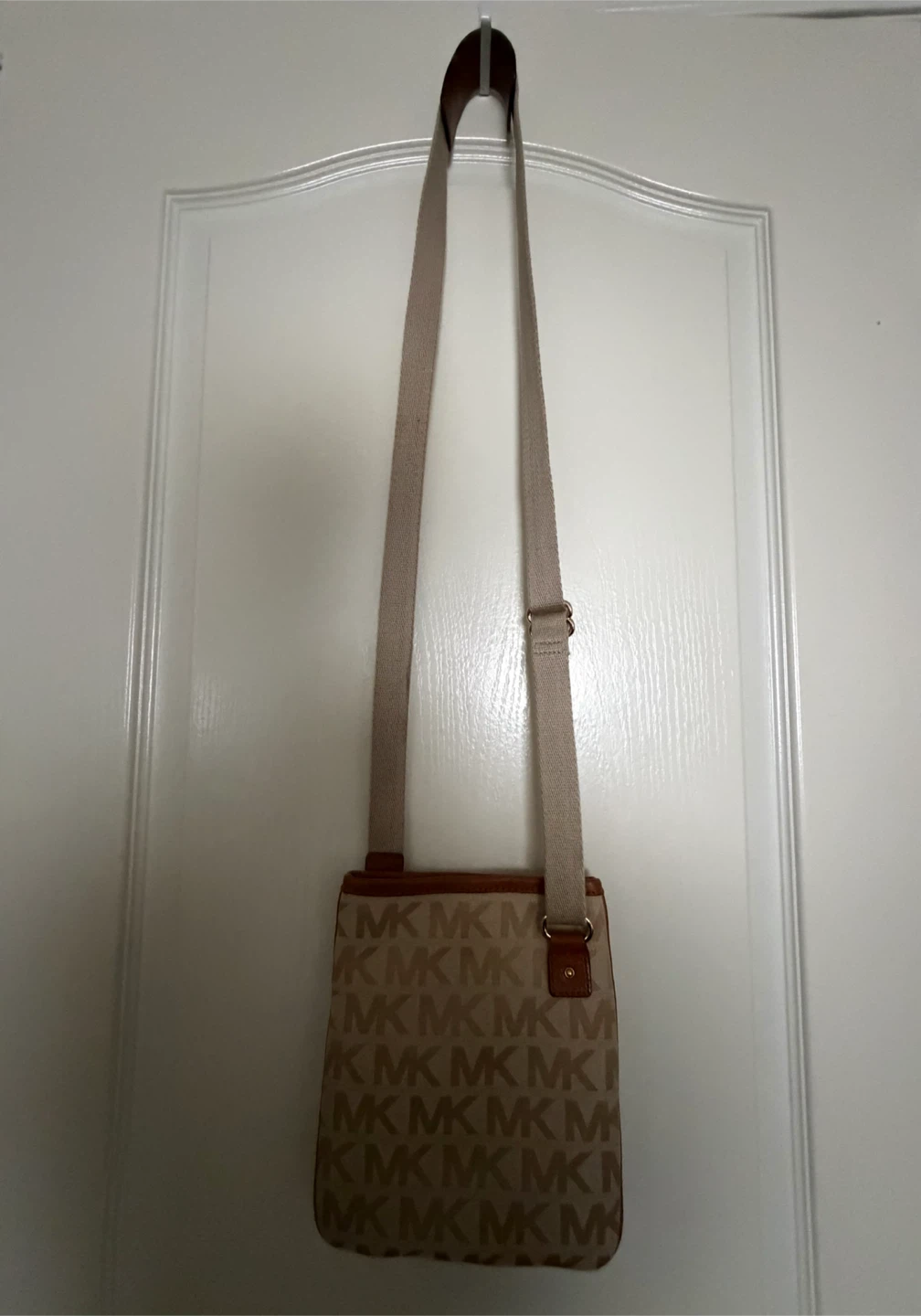 Michael Kors MK Logo Crossbody Bag - photo 3