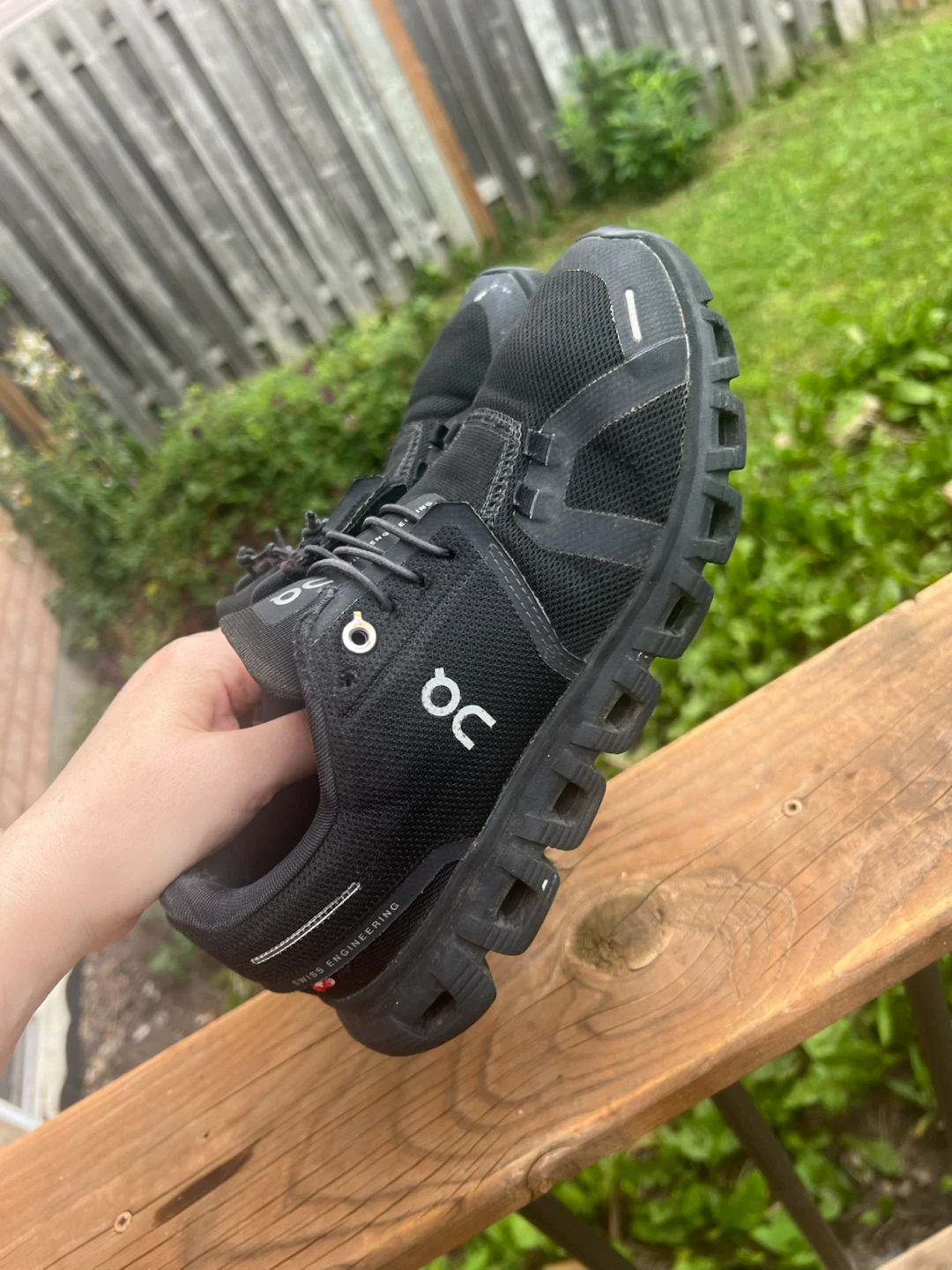 Woman’s On Cloud 6 Shoes Black size 7.5 - photo 2