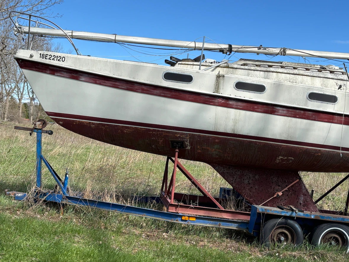 Sailboat for Sale - Hull Number 18E22120 - photo 4