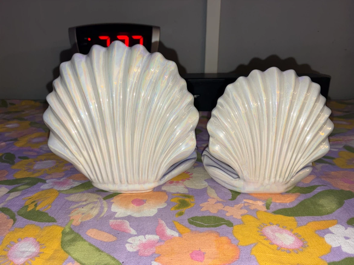 Bath and Body Works Iridescent Shell Holders - photo 2