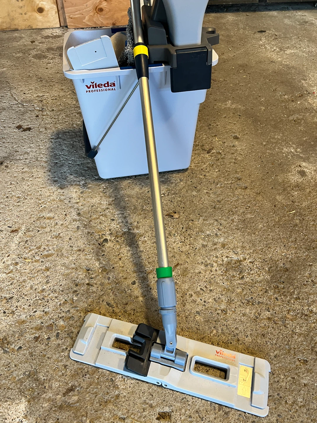 Vileda Professional Mop and Bucket Set