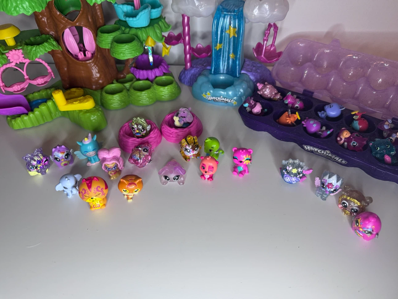 Hatchimals Colleggtibles Playset and Figure Lot - photo 3