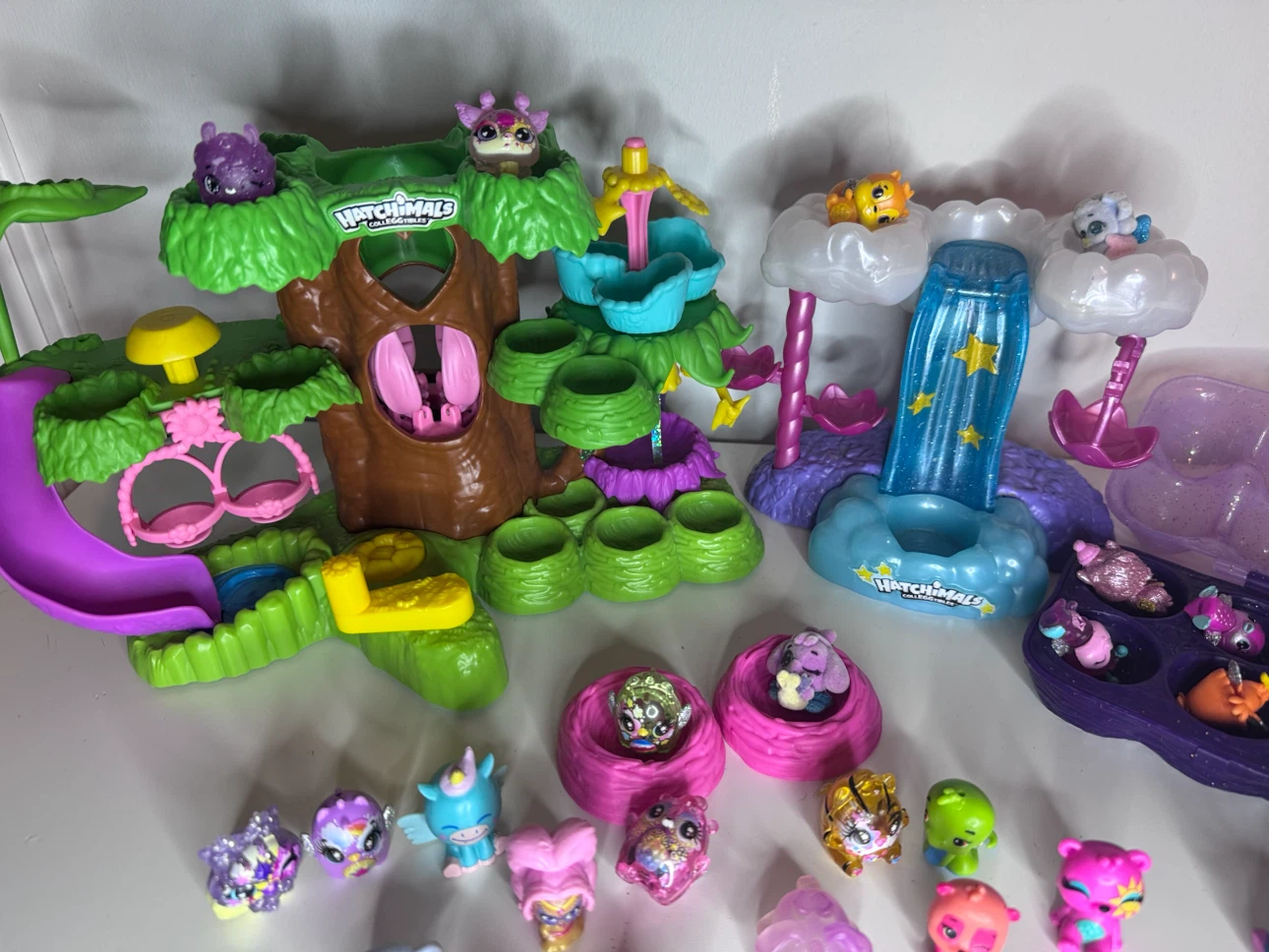 Hatchimals Colleggtibles Playset and Figure Lot - photo 4