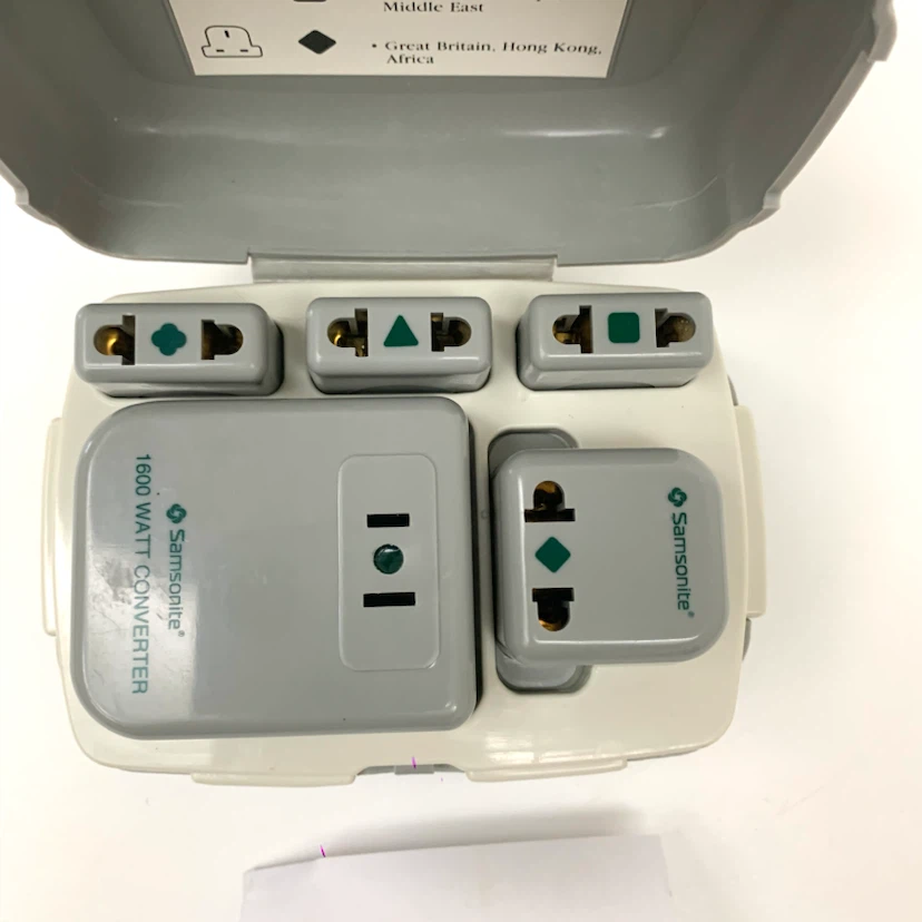 Worldwide Travel Power Converter Plug Adapter Kit 1600W - photo 3