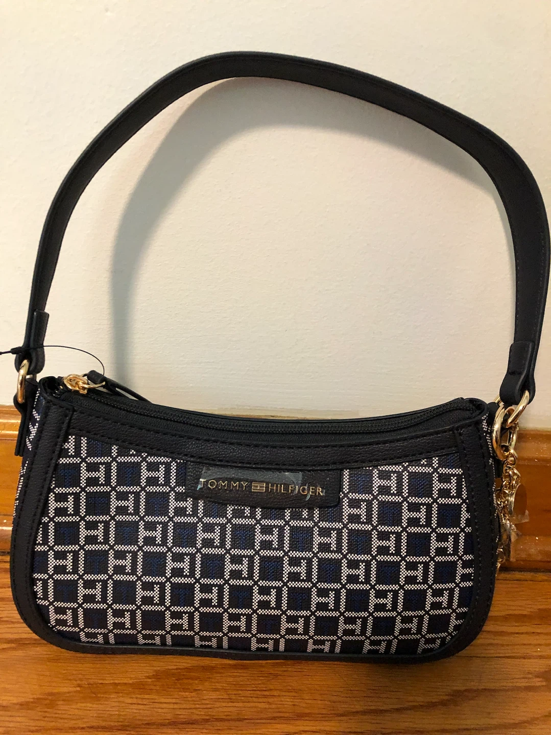 Tommy Hilfiger Shoulder Bag