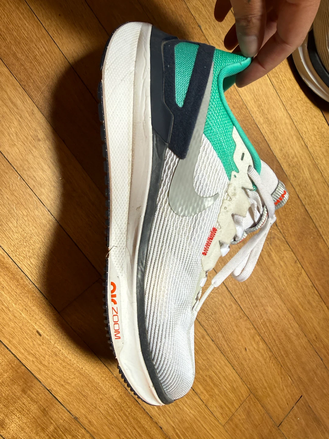 Nike running shoes size 8 - photo 2
