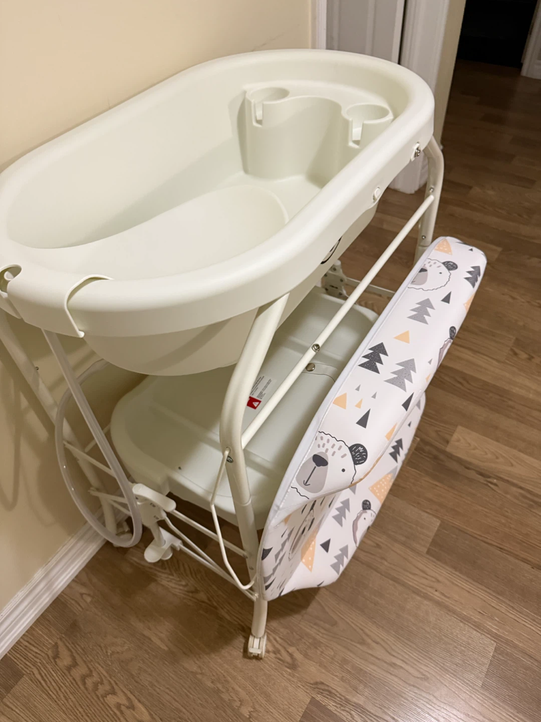 Baby Bathtub with Changing Table(New) - photo 3