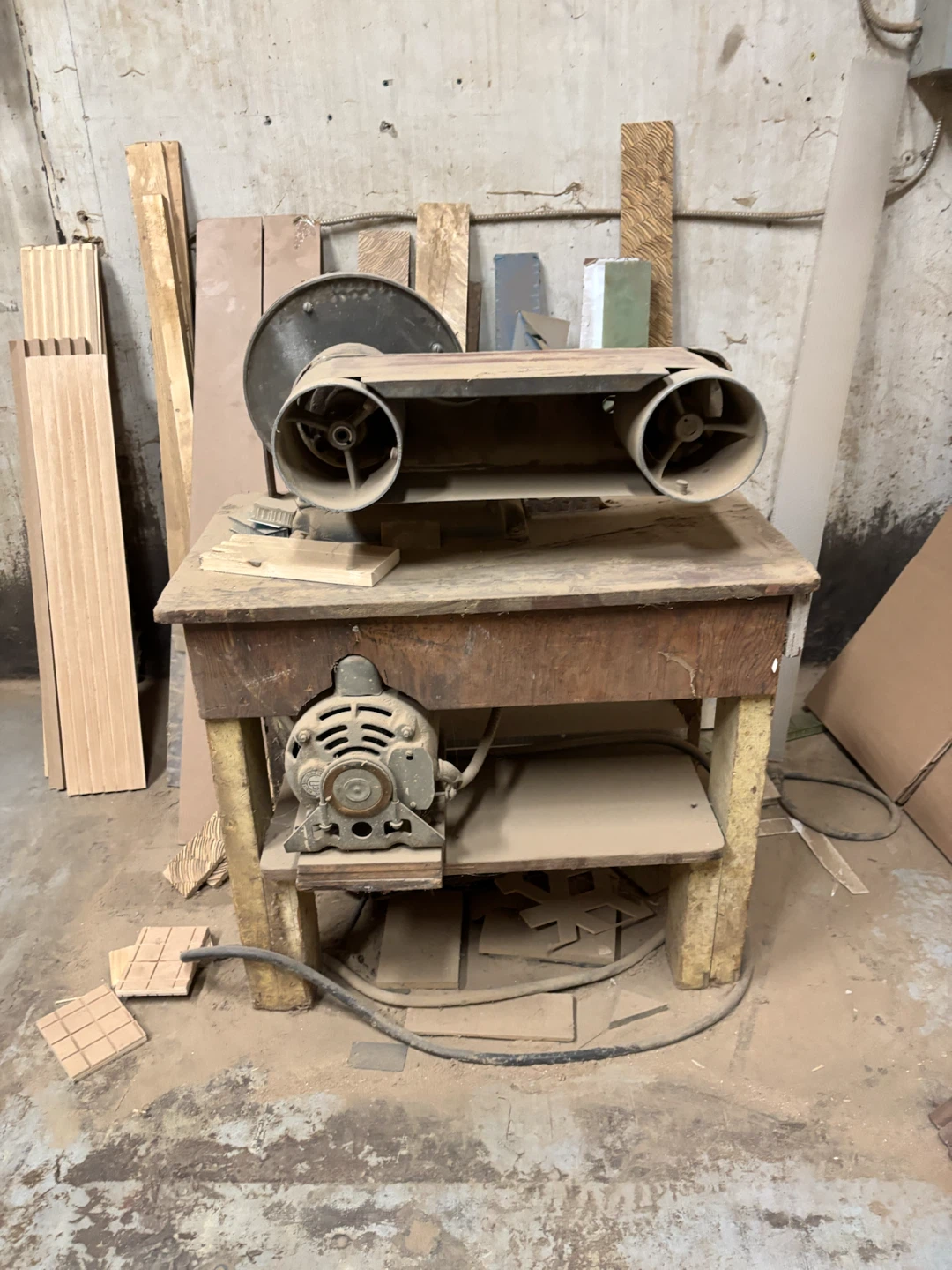 Beaver Belt Sander with Stand