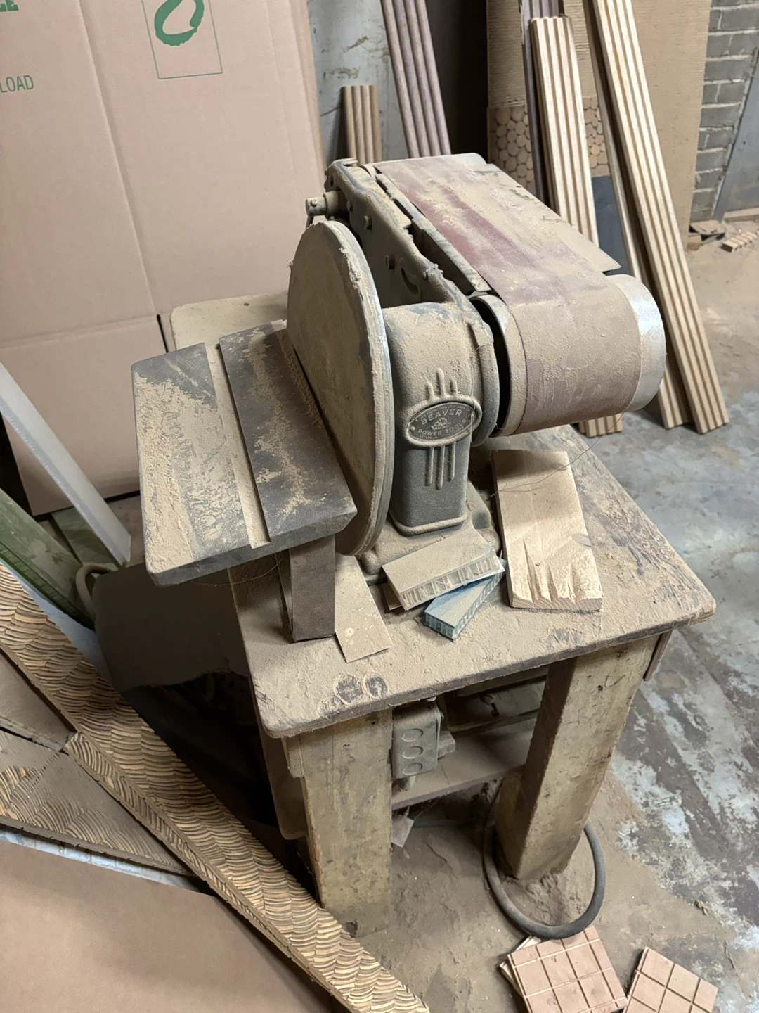 Beaver Belt Sander with Stand - photo 3