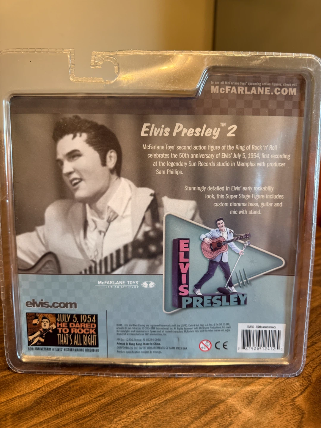 ELVIS PRESLEY 2 – 50TH ANNIVERSARY FIGURE (OFFICIAL LICENSE) - photo 4
