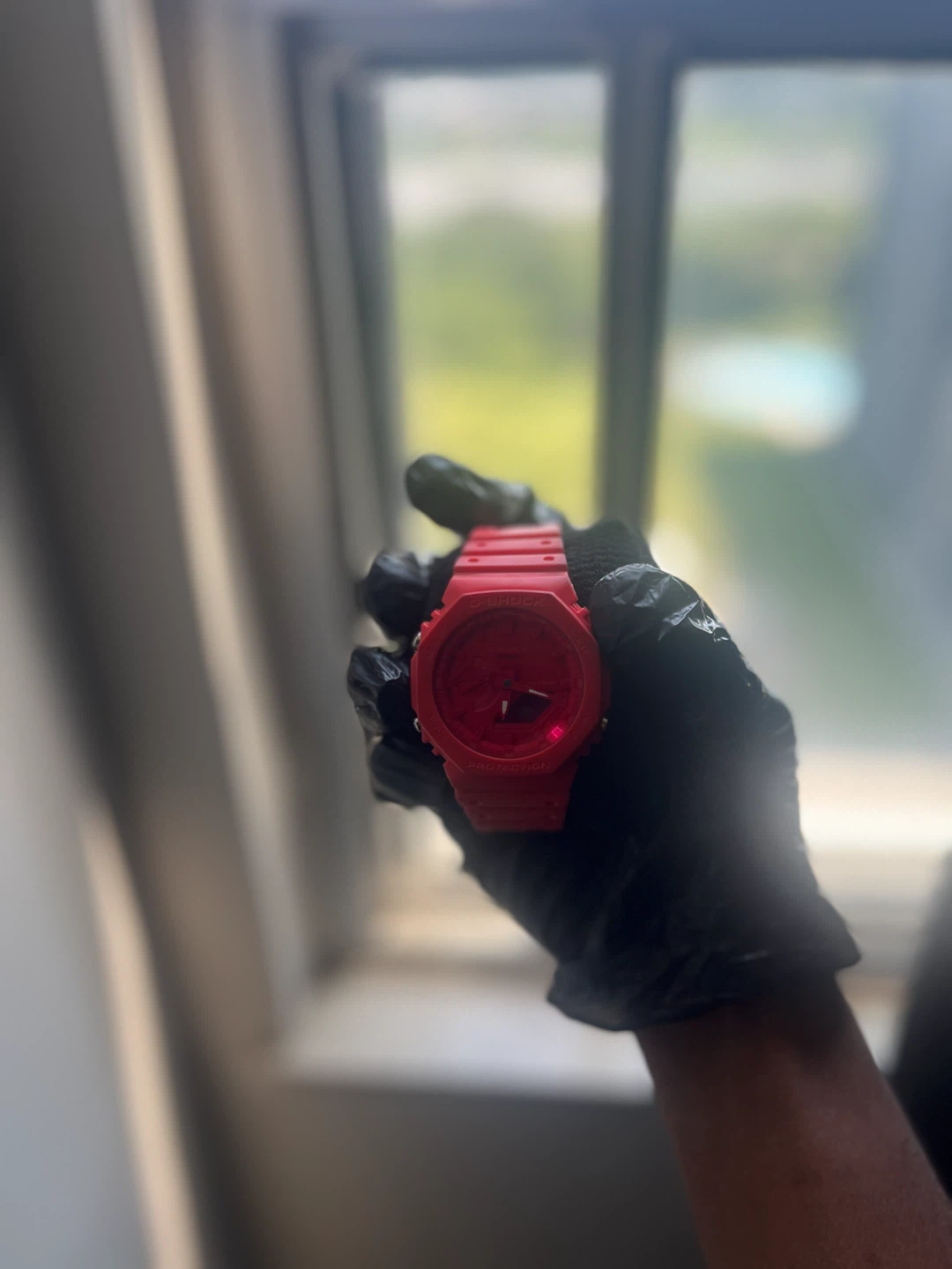 Red G-Shock Watch - photo 2