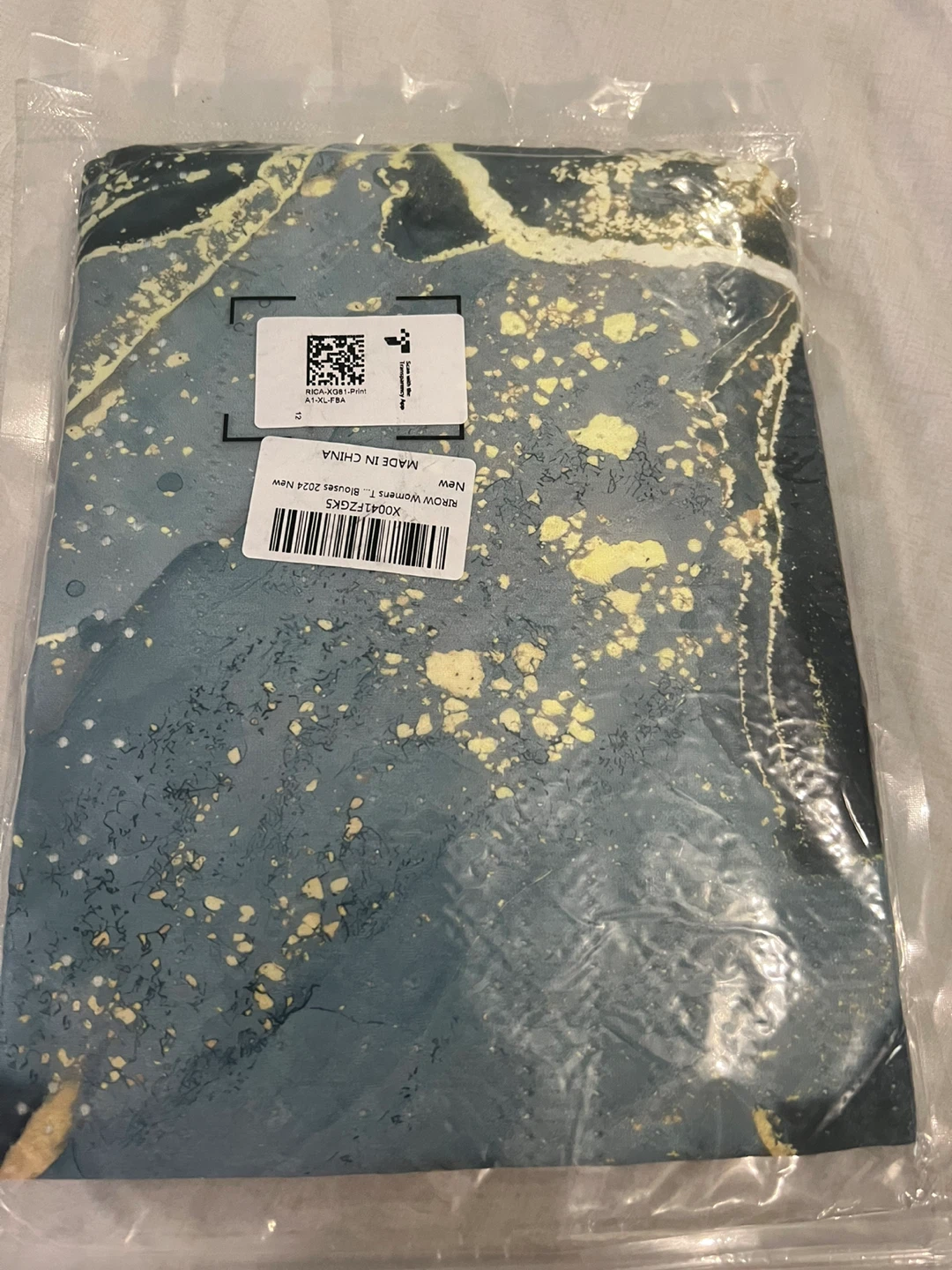 Printed tank top XL size