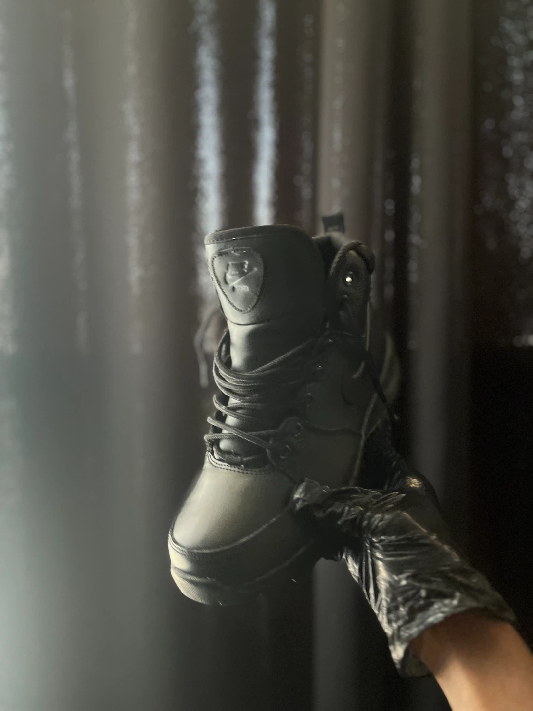 Nike Men's Black Boots - photo 2