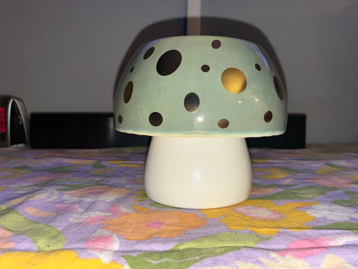 BBW Mushroom Single Wick Holder