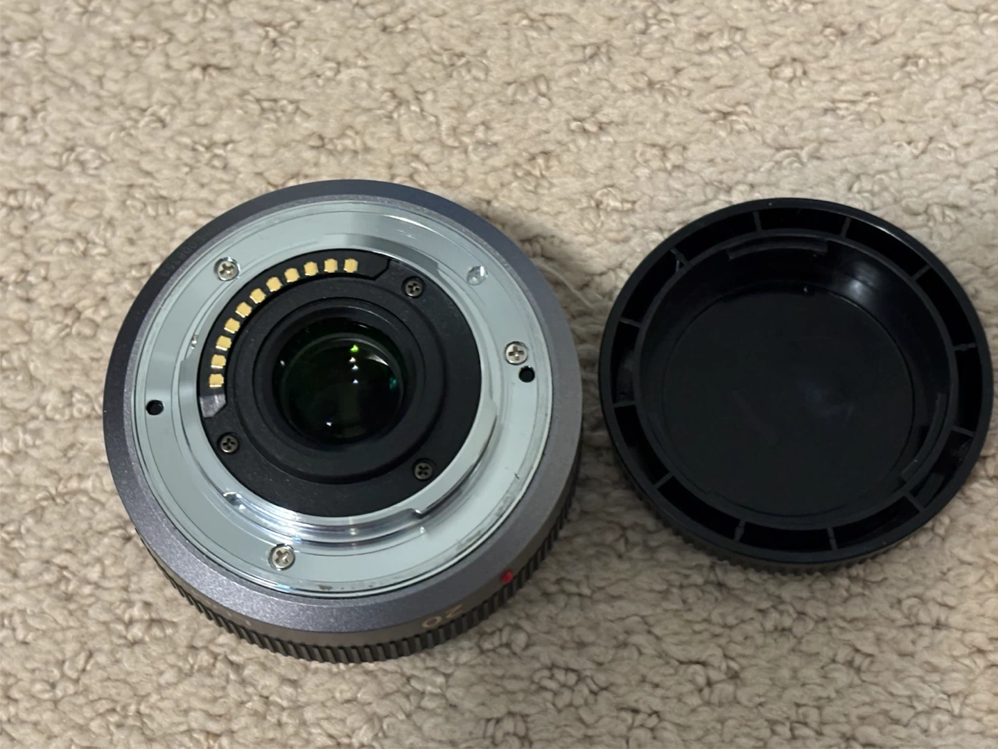 Panasonic 20mm f/1.7 (H-H020) - photo 5