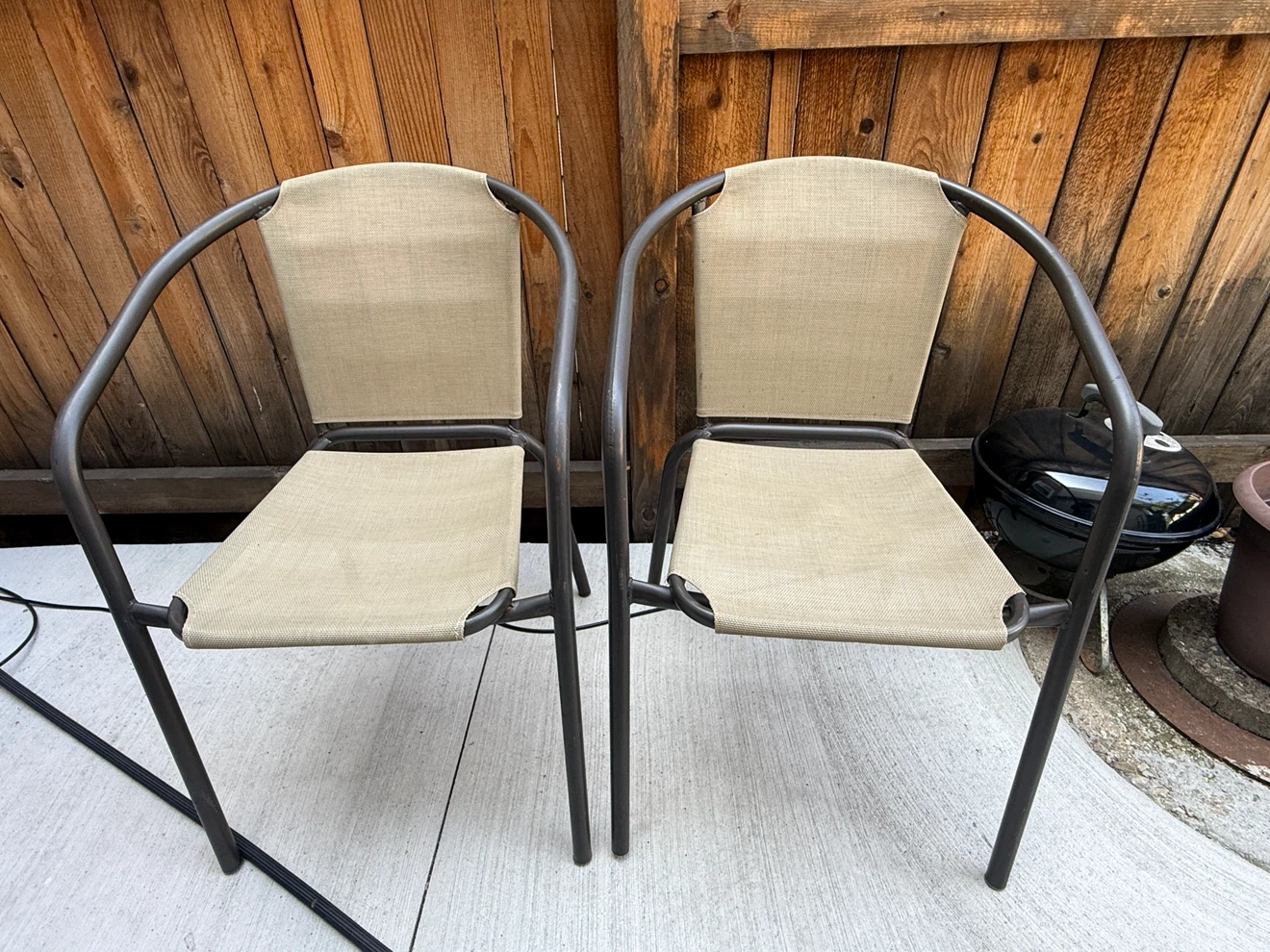 Set of 2 Patio Chairs