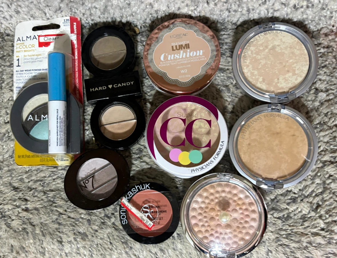 Assorted Makeup Lot: