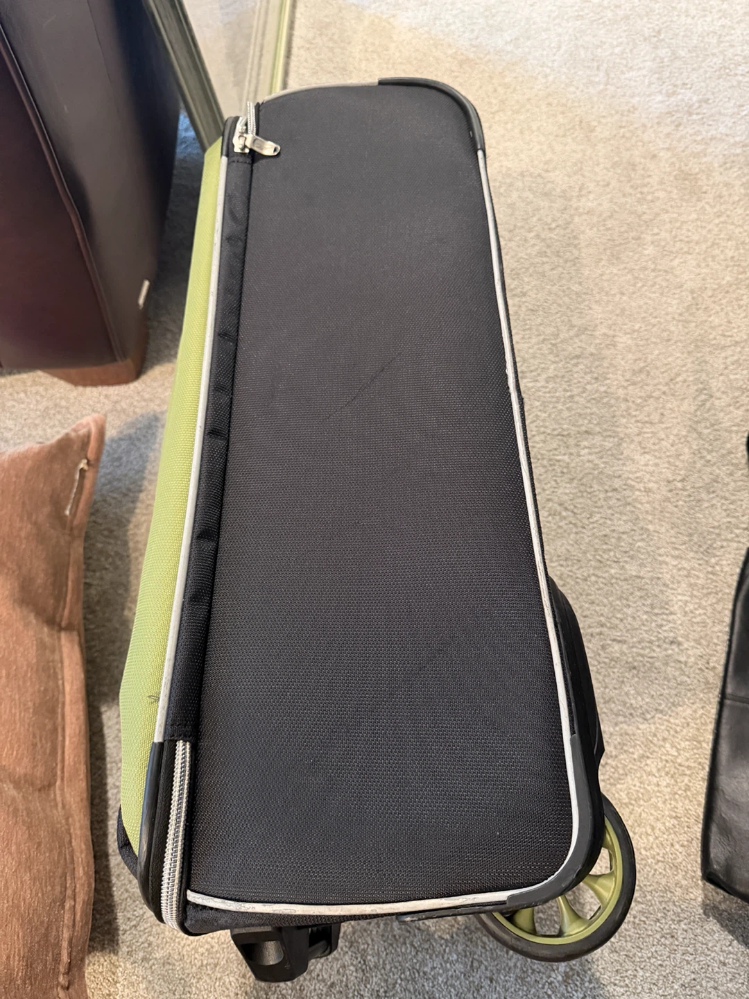 Reebok Rolling Suitcase Luggage - photo 2