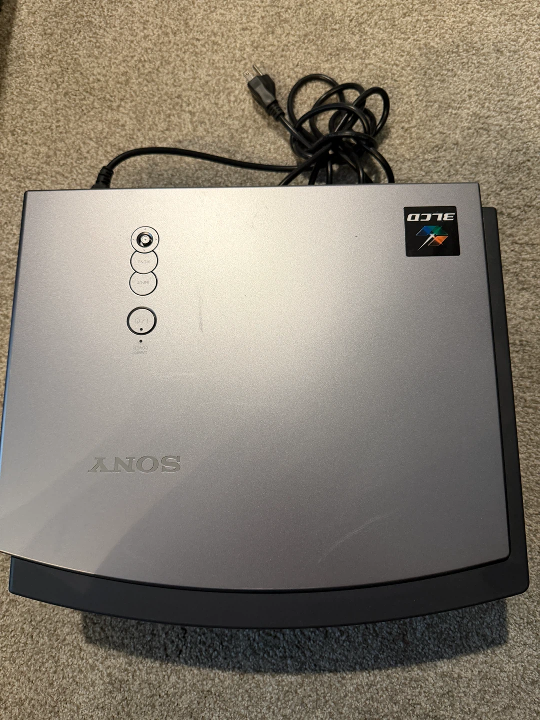 Sony VPL-AW15 Projector - photo 2