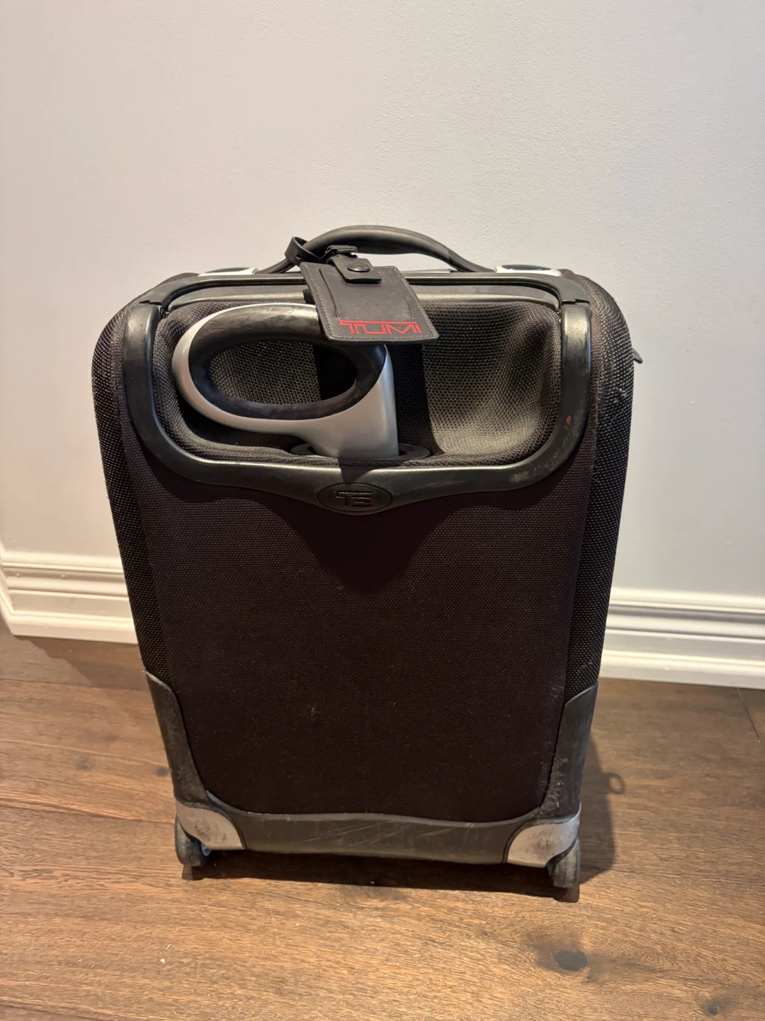 TUMI T3 22” Transporter Carry On Rolling Suitcase - photo 2